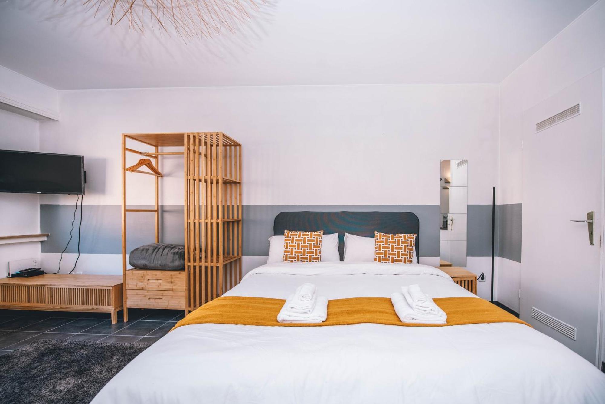 Modern Lux Center Apartment Luxemburg